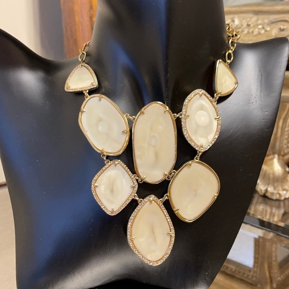 Stella & Dot crystal bibnecklace